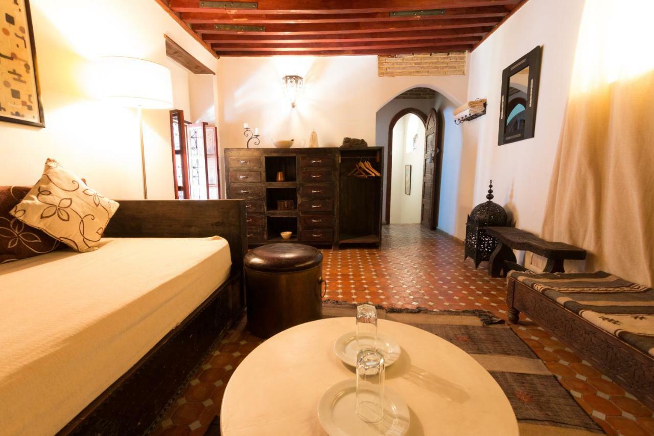 Riad El Ma แมกเนส ภายนอก รูปภาพ