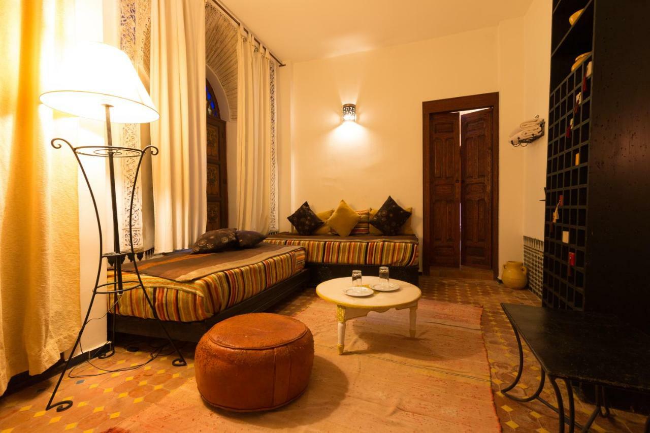 Riad El Ma แมกเนส ภายนอก รูปภาพ